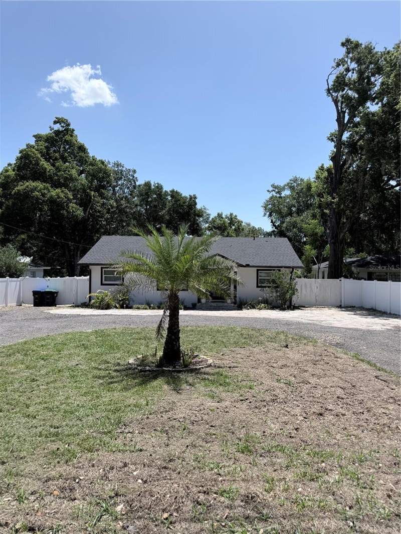 4 bedroom Single Family Residence at 1243 Dingens Avenue, Gotha Town, Windermere — photo 4