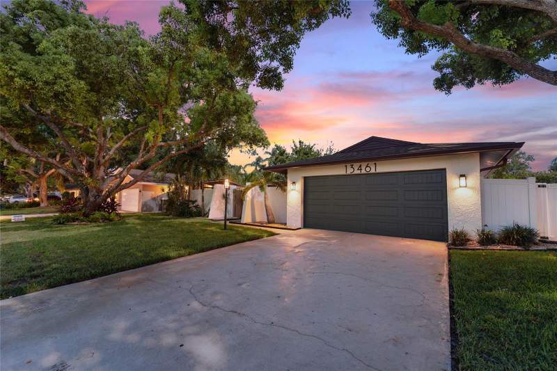 3 bedroom Single Family Residence at 13461 DEL PRADO DRIVE, DEL PRADO IMPERIAL UNIT 1, LARGO — photo 5