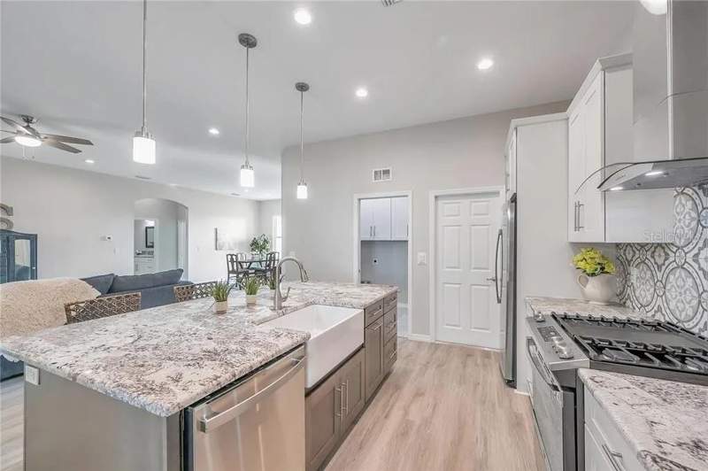 4 bedroom Single Family Residence at 1215 Orange Avenue, Oakland Sub 2, Dunedin — photo 3