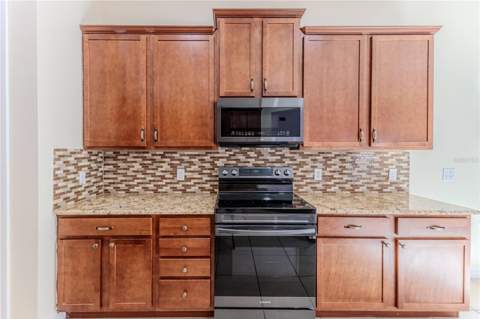 13772 Dunwoody Drive, Spring Hill FL - photo 17 of 84