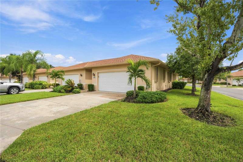 2 bedroom Villa at 24101 Green Heron Drive #19, Park Place Estates, Port Charlotte — photo 2
