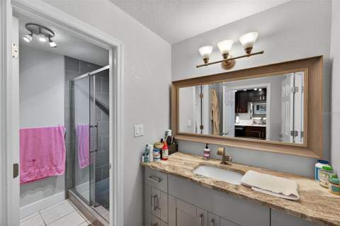 4924 Beach Drive #F, St Petersburg FL - photo 18 of 45