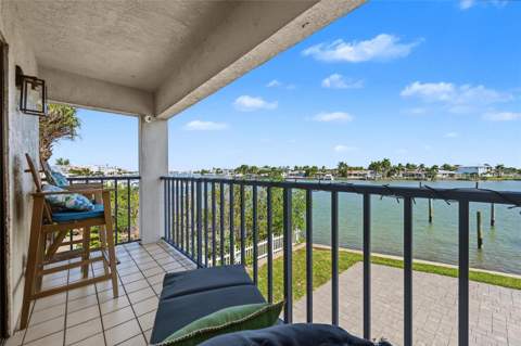 9901 1st Street #A, Treasure Island FL - photo 8 of 60