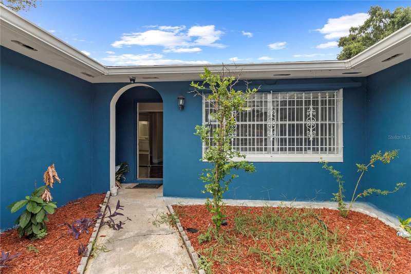 4 bedroom Single Family Residence at 1700 Needlewood Lane, Bel Aire Woods Second Add, Orlando — photo 2