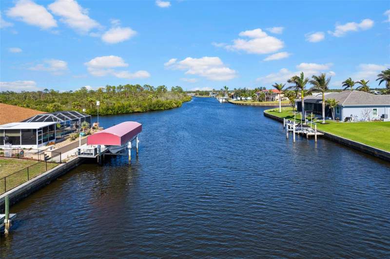 3 bedroom Single Family Residence at 4196 Eastlake Court, Port Charlotte Sec 044, Port Charlotte — photo 5