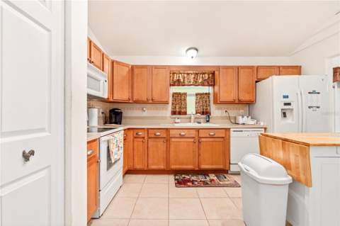 10151 SW 41st Terrace, Ocala FL - photo 6 of 37
