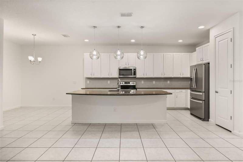 5 bedroom Single Family Residence at 1078 Castlevecchio Loop, Verona, Orlando — photo 5