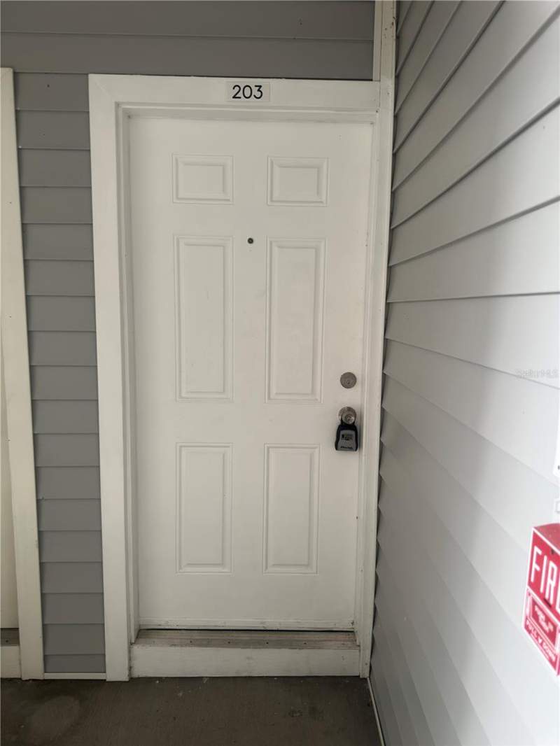 2 bedroom Condominium at 1218 Bermuda Lakes Lane #203, Gables At Lakeside Condo, Kissimmee — photo 3