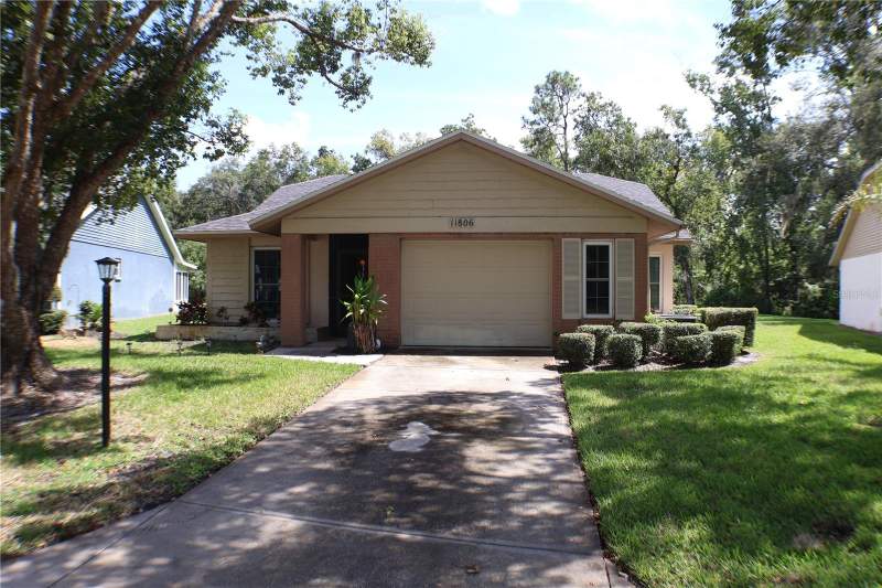 3 bedroom Single Family Residence at 11806 White Ash Drive, Arborwood At Summertree, New Port Richey — photo 1