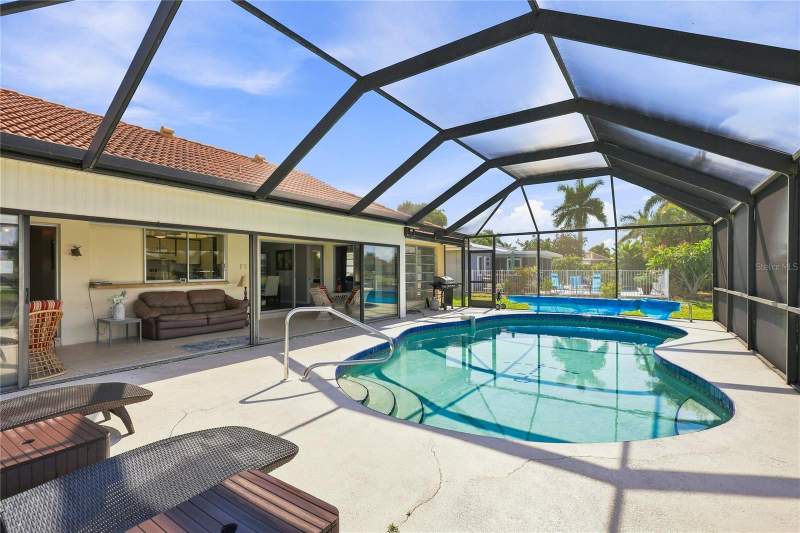 2 bedroom Single Family Residence at 425 Belvedere Court, Punta Gorda Isles Sec 05, Punta Gorda — photo 4