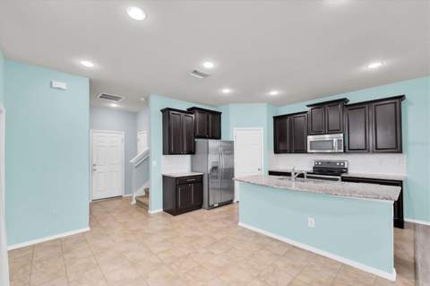 4958 White Sanderling Court, Tampa FL - photo 13 of 39