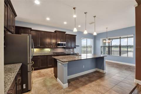 1350 Heritage Landings Drive, Lakeland FL - photo 15 of 97