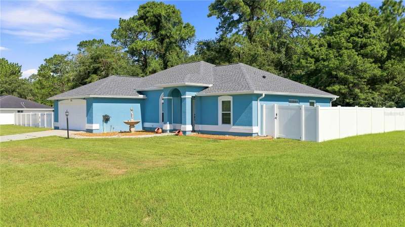 3 bedroom Single Family Residence at 7411 SW 128th Street, Marion Oaks 10, Ocala — photo 2