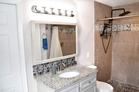 110 Royal Palms, Largo FL - photo 14 of 17