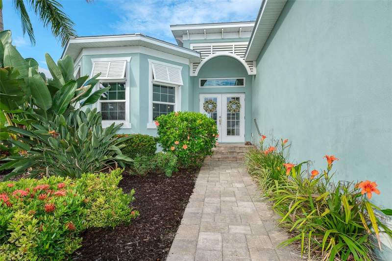 3 bedroom Single Family Residence at 10406 Coquina Court, Coral Caye, Placida — photo 3