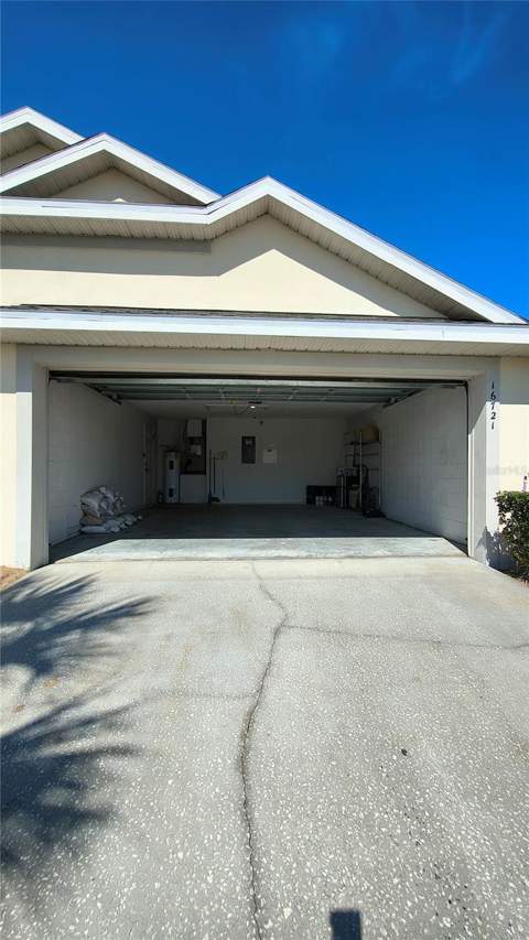 16721 S Rolling Green Drive, Clermont FL - photo 6 of 43