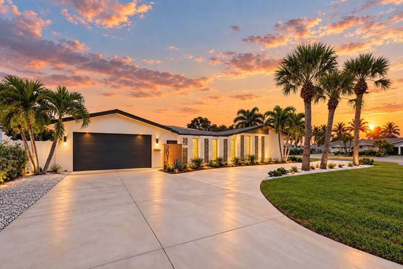 2015 DOLPHIN BOULEVARD home for sale in Pasadena Golf Club Estates