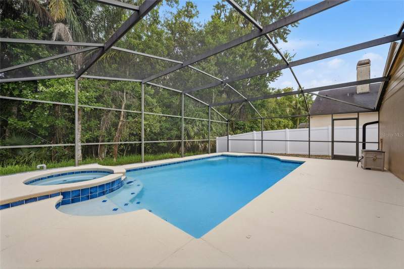 4 bedroom Single Family Residence at 1362 Twin Rivers Boulevard, Riverside At Twin Rivers, Oviedo — photo 2