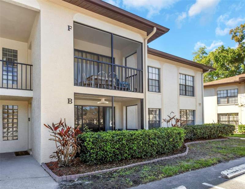 Crystal Lake Condo