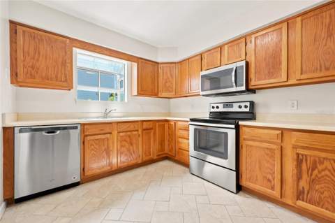 10530 NW 36th Lane, Gainesville FL - photo 14 of 31