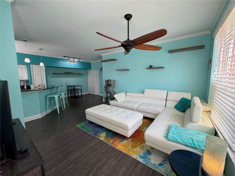 1 bedroom Condominium at 9288 Lake Chase Island Way, Lake Chase Condo, Tampa — photo 4