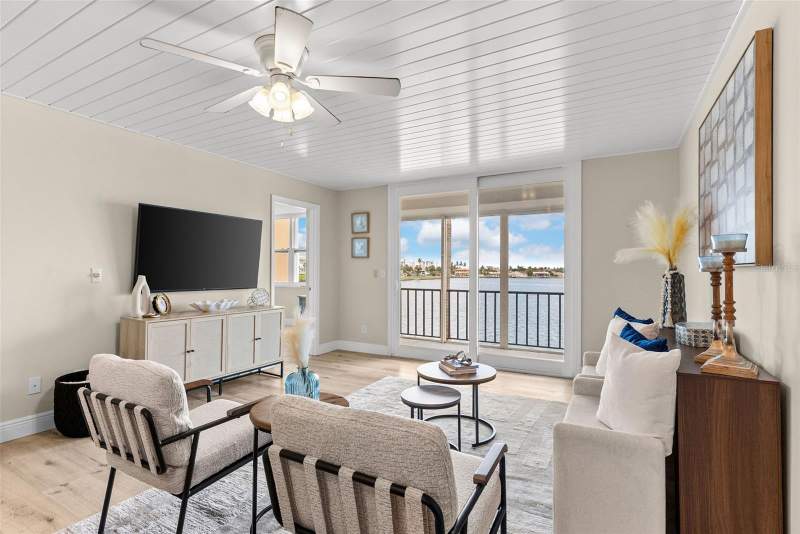 2 bedroom Condominium at 7920 Sun Island Drive #202, Bay Island Group 12, South Pasadena — photo 5