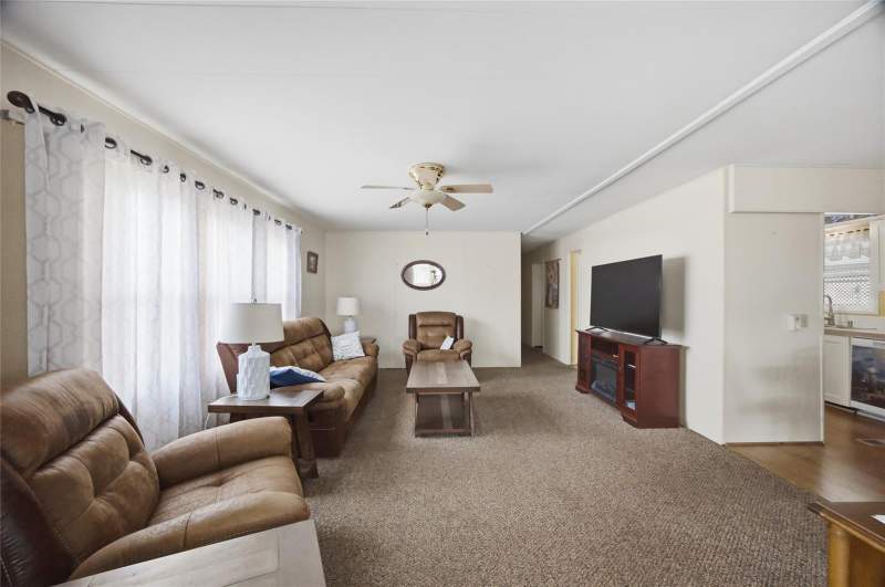2 bedroom Mobile Home at 9900 ULMERTON ROAD #242, GROSSE POINTE CO-OP INC UNREC, LARGO — photo 4