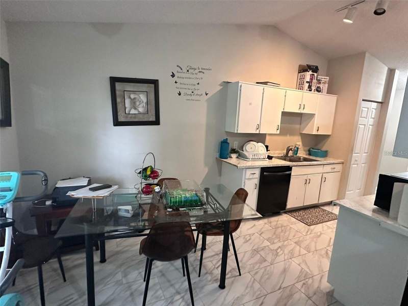3 bedroom Single Family Residence at 1021 Embrun Court, Poinciana Village 5 Nbhd 1, Kissimmee — photo 3