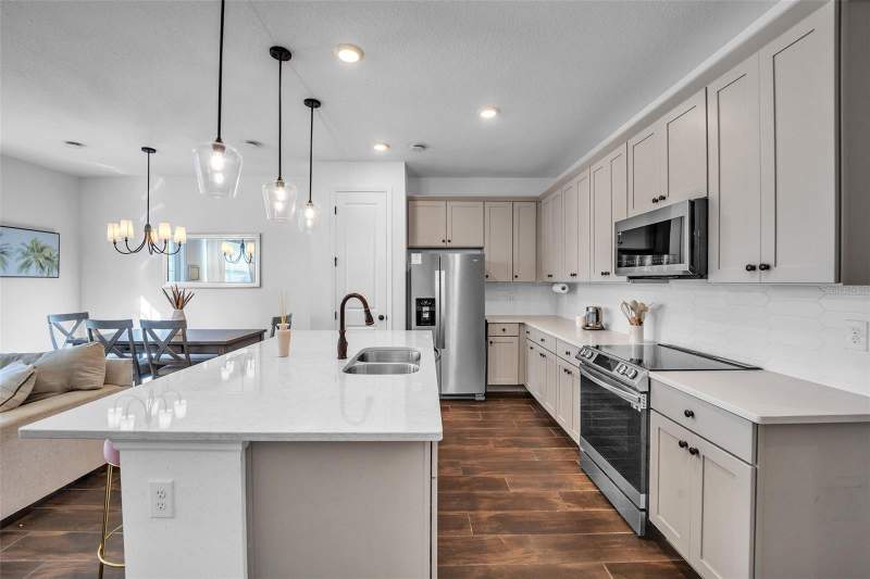 3 bedroom Single Family Residence at 823 Longboat Drive, Festival Ph 5, Davenport — photo 5