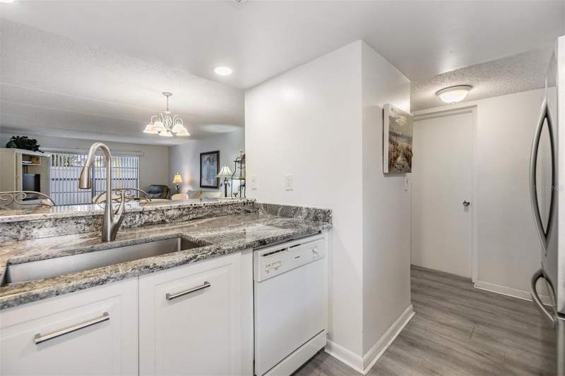2 bedroom Condominium at 12760 Indian Rocks Road #104, New Atlantis Club Condo, Largo — photo 5