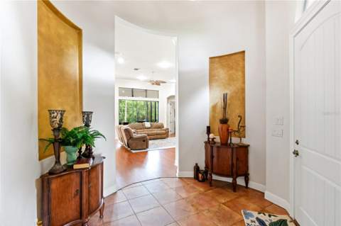 5204 Greens Drive, Lady Lake FL - photo 10 of 55