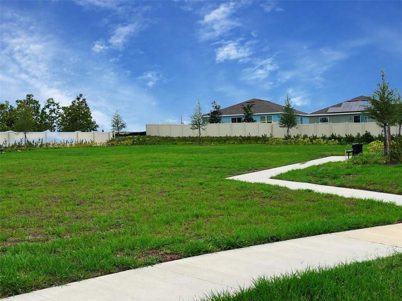 4 bedroom Single Family Residence at 405 Marion Loop, Marion Ridge, Haines City — photo 4