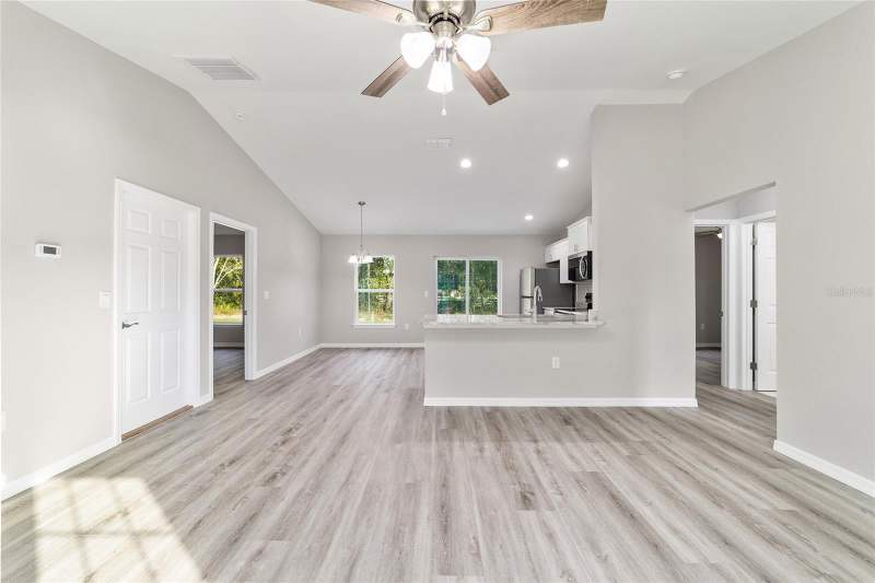 3 bedroom Single Family Residence at 147 Juniper Circle, Silver Springs Shores, Ocala — photo 3