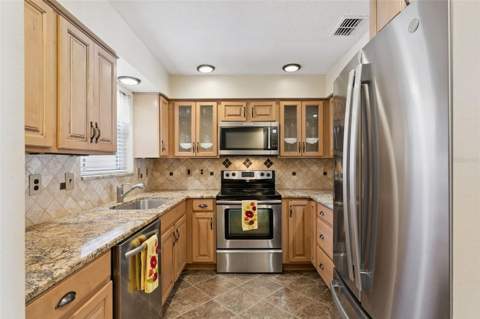 815 Chestnut Street, Clermont FL - photo 12 of 66