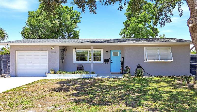 3 bedroom Single Family Residence at 5548 CEDAR STREET, EDGEMOOR ESTATES REP, ST PETERSBURG — photo 3
