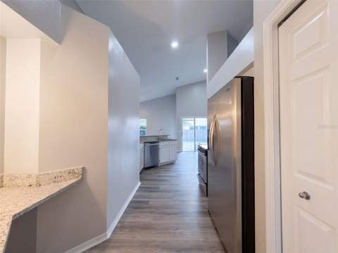 9703 Glenpointe Drive, Riverview FL - photo 6 of 6