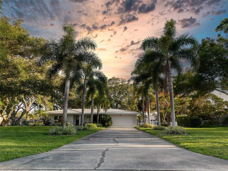 2 bedroom Single Family Residence at 5 Shore Drive, Dunedin Shores Sub, Dunedin — photo 3