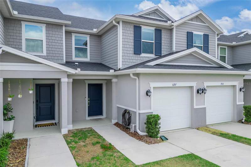 697 STONEY POINTE CIRCLE home for sale in Bellaviva