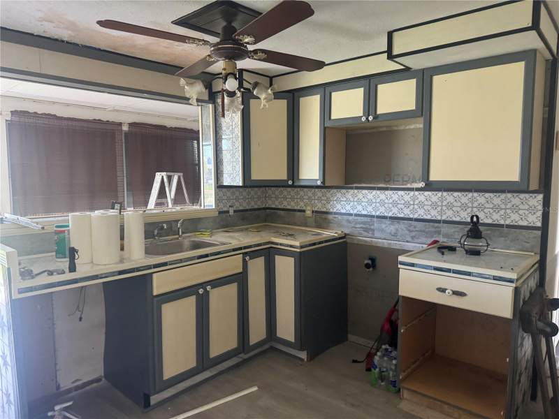 2 bedroom Single Family Residence at 13233 Susan Drive, Hudson Beach Estates, Hudson — photo 5