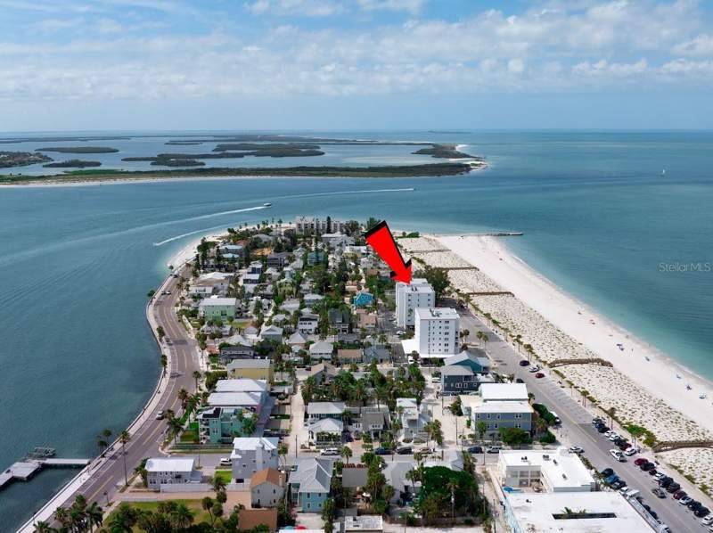 2 bedroom Condominium at 403 Gulf Way #601, Beach House Of Pass-A-Grille, St Pete Beach — photo 5