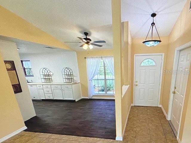 3 bedroom Single Family Residence at 40107 Oakridge Drive, Carlton Village Park, Lady Lake — photo 4