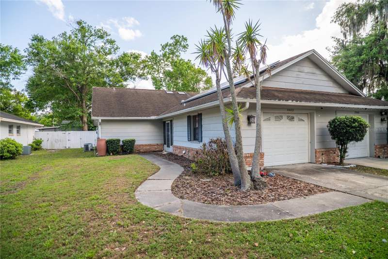 2 bedroom Half Duplex at 7802 RICHWOOD DRIVE, RICHWOOD ESTATES, ORLANDO — photo 2