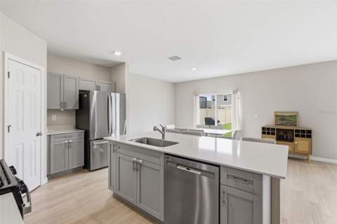 12950 Pasture Woods Place, Lithia FL - photo 10 of 40