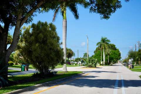 1829 Cornwallis Parkway, Cape Coral FL - photo 10 of 77