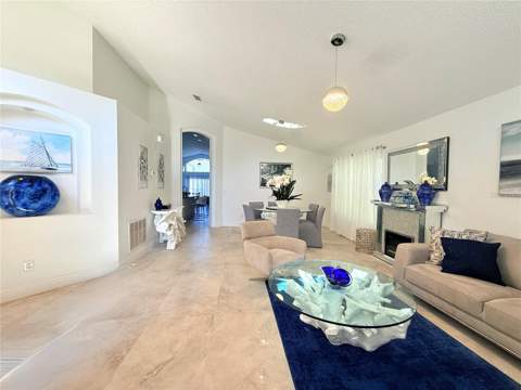 8587 Sunrise Key Drive, Kissimmee FL - photo 8 of 48