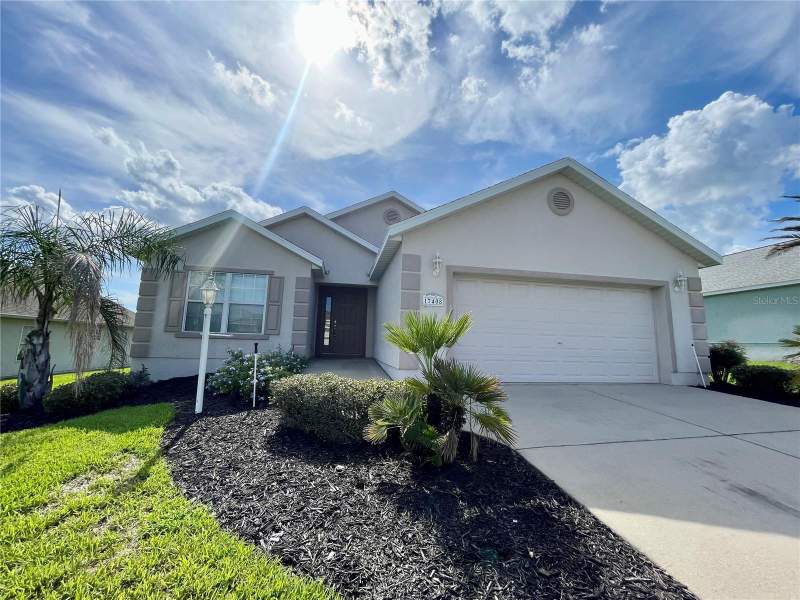 3 bedroom Single Family Residence at 17408 SE 121st Circle, Meadows/Stonecrest Un 01, Summerfield — photo 2