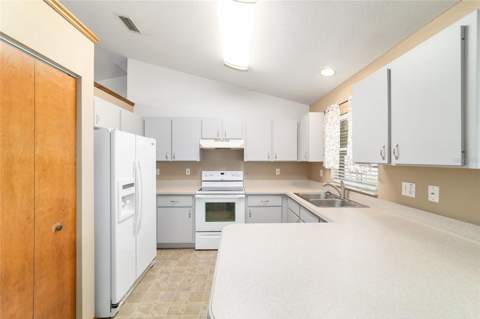 11570 SE 84th Avenue, Belleview FL - photo 19 of 44