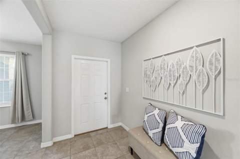 6342 Cobble Bliss Street, Zephyrhills FL - photo 7 of 49