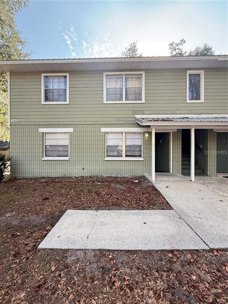 615 SW 11TH LANE #D home for sale in Tumblin Creek Forest Homes for Sale: 2 Listings