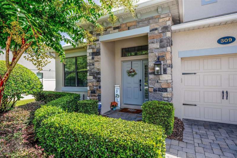 5 bedroom Single Family Residence at 309 Bellview Place, Versailles, Sanford — photo 3